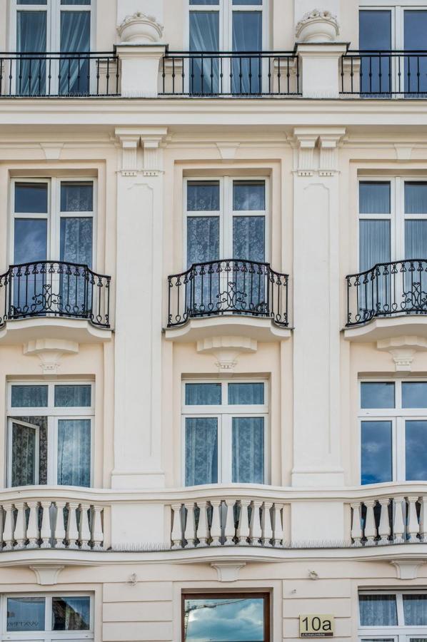 Hello Apartments Amazing River View 4 Bedrooms & Balcony Гданск Екстериор снимка